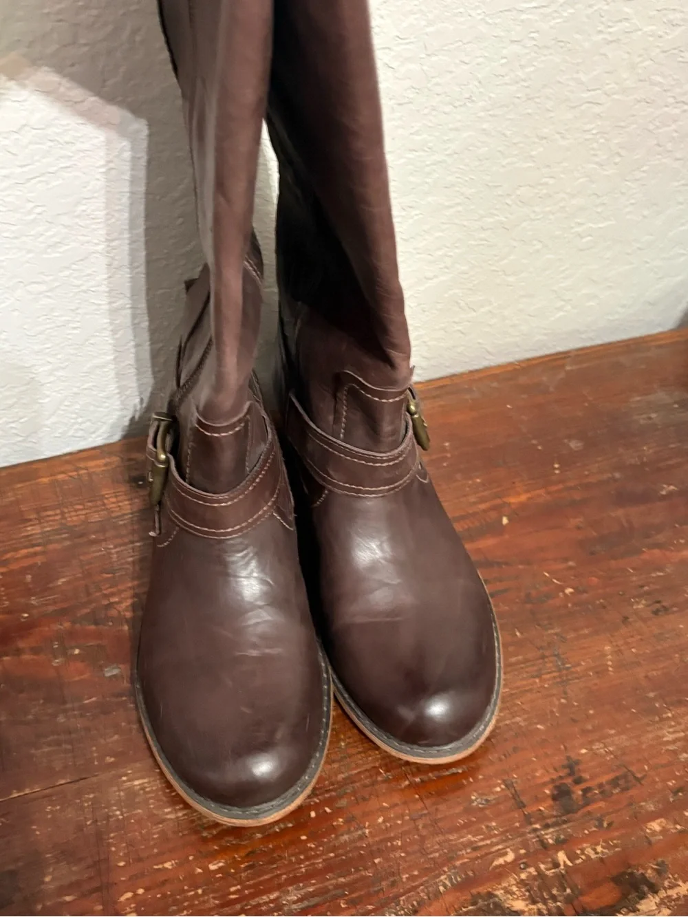 Gianni Bini Brown Leather Knee-High Boots Women's size 8